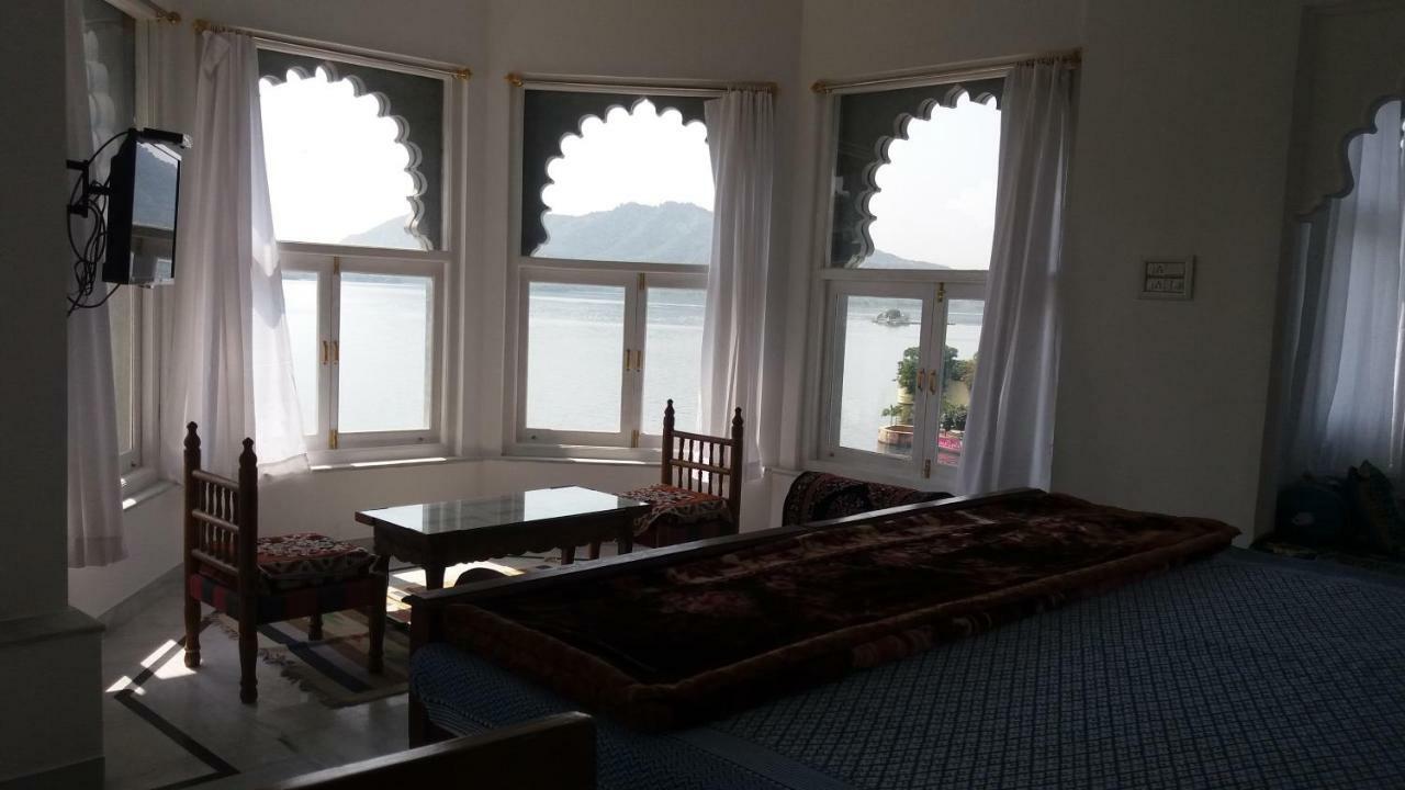 Hotel Aravali View Palace Udajpur Exteriér fotografie